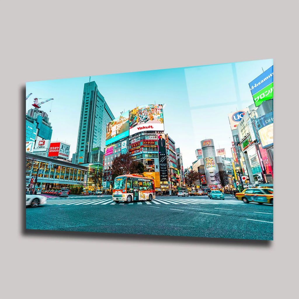 TOKYO SHIBUYA KAVŞAĞI VE RENKLİ ŞEHİR MANZARASI YATAY CAM TABLO - DEG0316