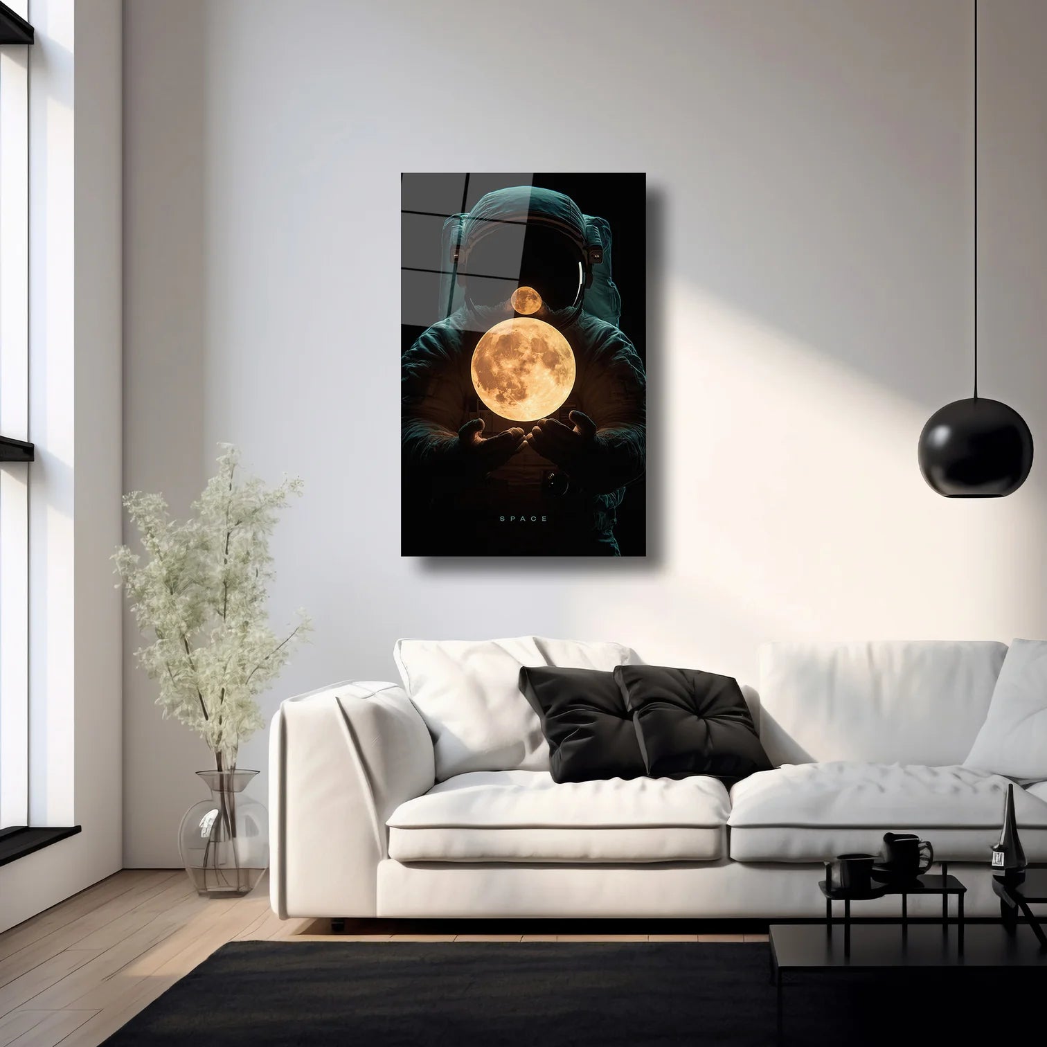 ASTRONUTUN ELİNDEKİ AY - CAM TABLO - DEG0154